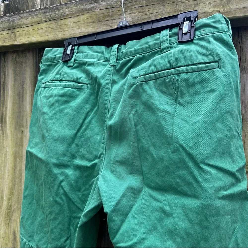 J. Crew Men’s Stanton Chino Shorts Flat Front Classic Fit‎ Green Waist Size 33